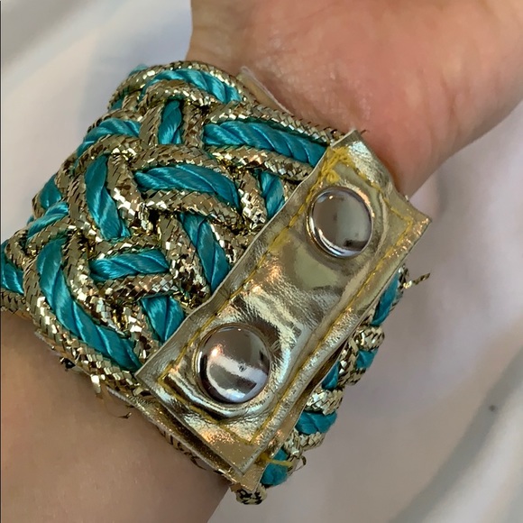 Turquoise and gold braided bracelet - Picture 2 of 4